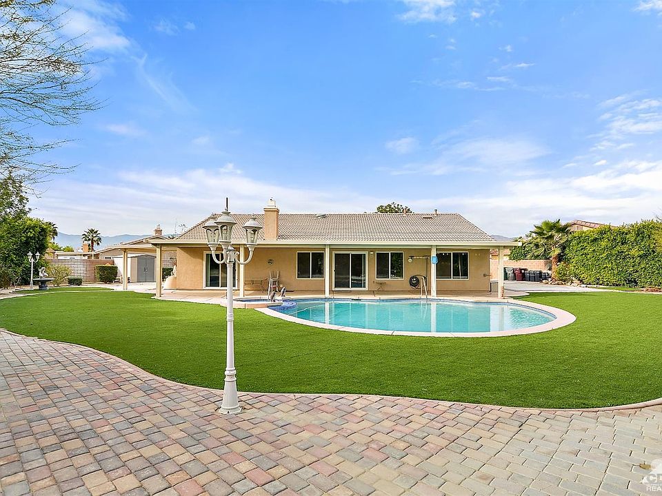 1st image of 81434 Avenida Blanca