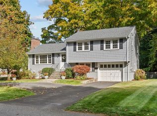 4 Geraldine Rd, Framingham, MA 01701