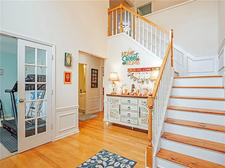 10910 Chatburn Way — Photo 3