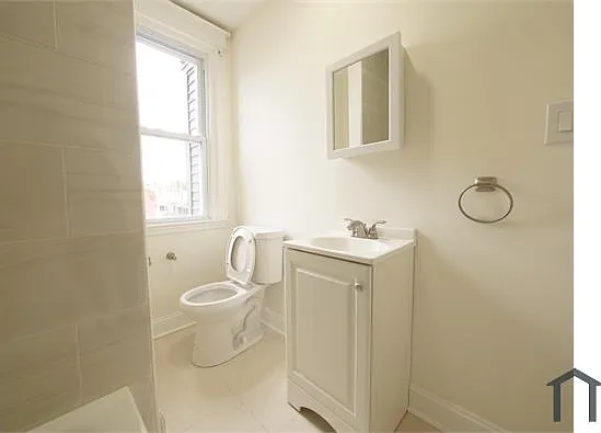 5901 Belmar Ter #C — Photo 8