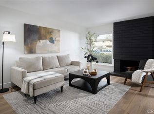 13981 Berkenham Walk, Westminster, CA 92683