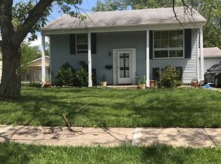 121 N Cedar Ln, Glenwood, IL