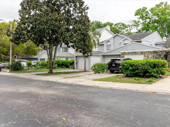 208 Saint Ives Dr, Palm Harbor, FL 34684