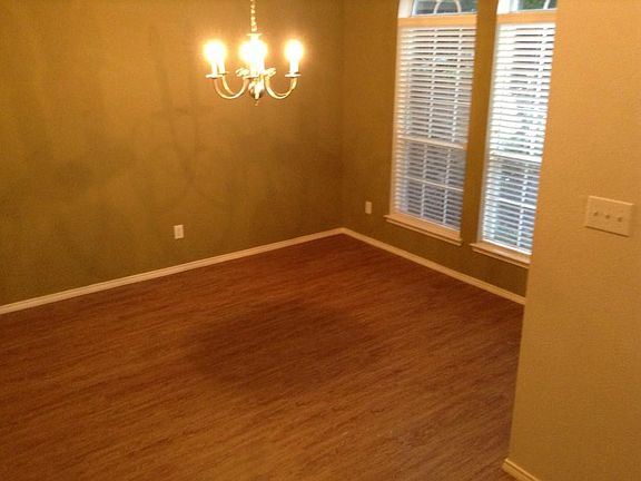 5th image of 5121 Sweetgum Ct