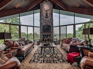 238 Peach Ln, Ridgedale, MO 65739