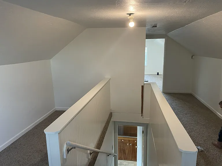 5358 S Pacific Hwy — Photo 7