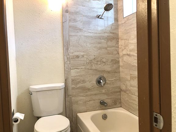 5th image of 360 Kauila St #203-1