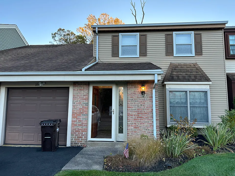 23 Firewood Dr