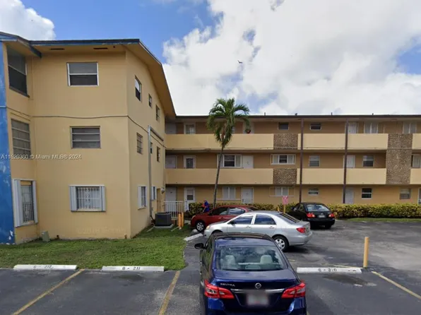 160 Royal Palm Rd APT 204-6, Hialeah Gardens, FL 33016