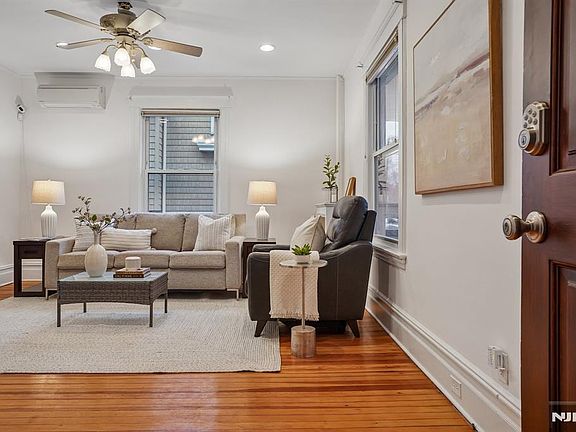 4th image of 87 Ridge Rd