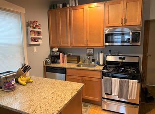 2157 W Fletcher St APT 2, Chicago, IL 60618