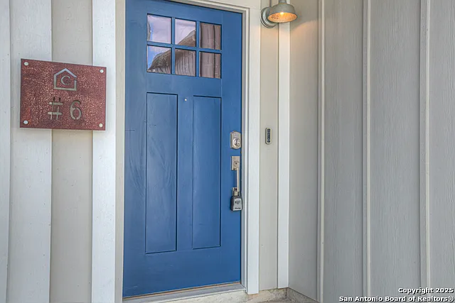 1511 E Sandalwood Ln #6 — Photo 4
