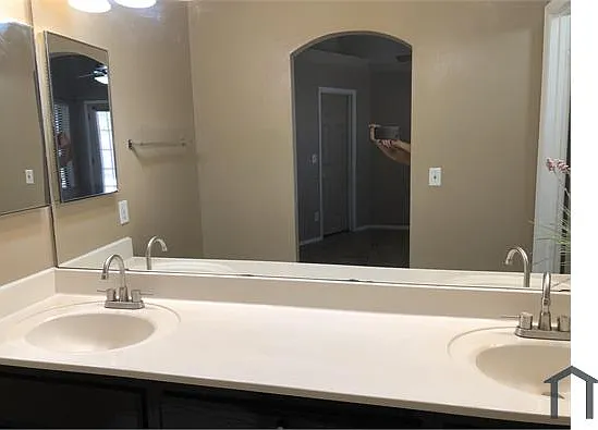 5143 N 78th Dr — Photo 31