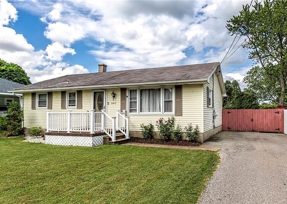 1st image of 2810 Broadlawn Dr