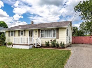 2810 Broadlawn Dr, Erie, PA 16506