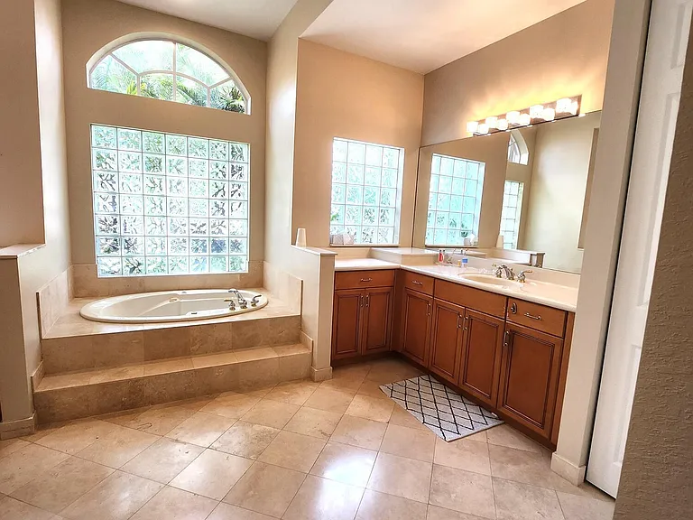 19578 Havensway Ct — Photo 4