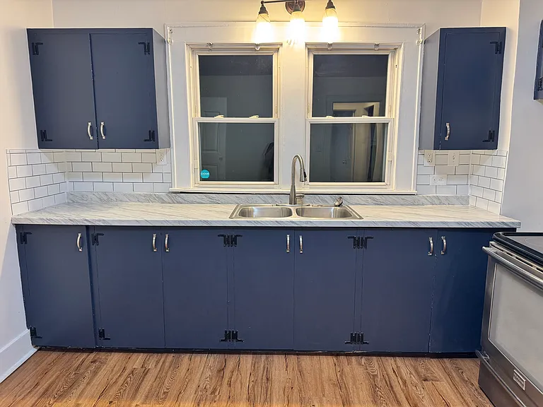 1333 Haskin Ave — Photo 2