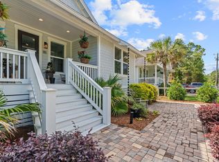 85 N 6th St, Santa Rosa Beach, FL 32459