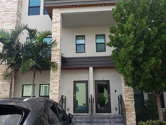 2nd image of 10461 NW 82nd St #1