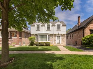 6515 33rd St, Berwyn, IL 60402