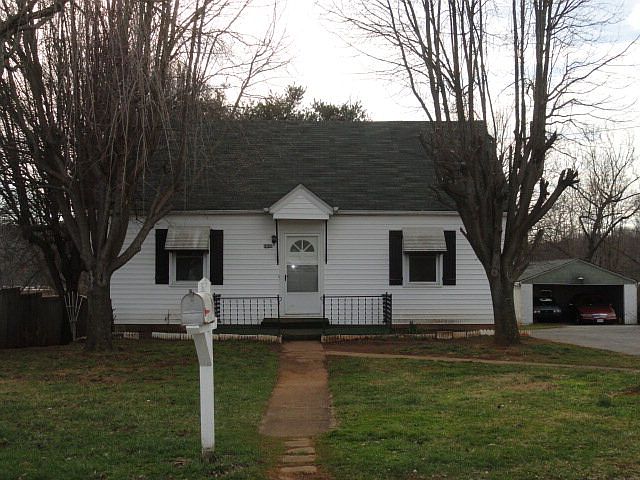 1st image of 1610 Rivermont Heights Rd