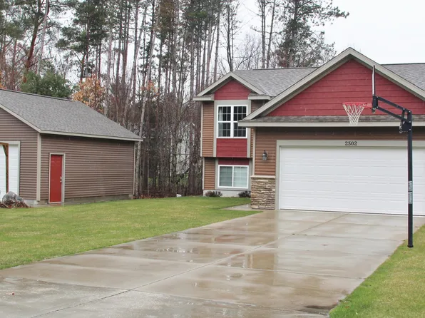 2502 S Chloe Cir, Muskegon, MI 49444