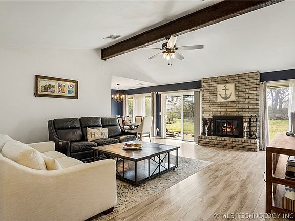 4th image of 8940 E 16th Pl
