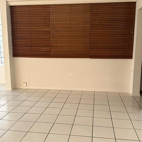 702 Pisos Ave — Photo 12