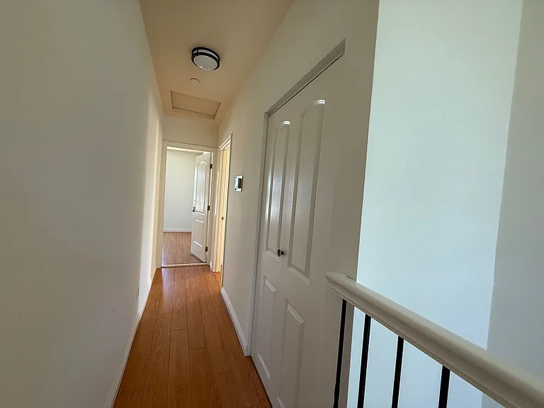 314 E Mission Rd — Photo 15