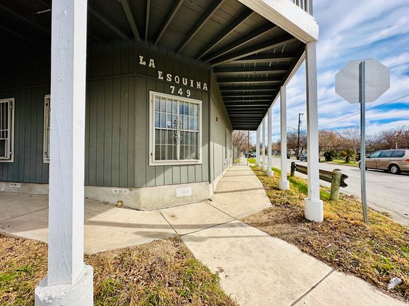 749 Leal St #2