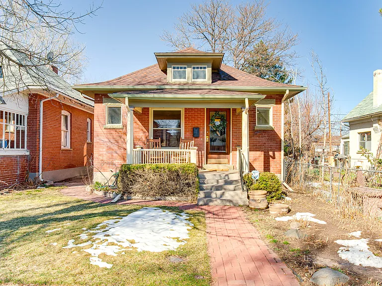 719 S Clarkson St — Photo 1