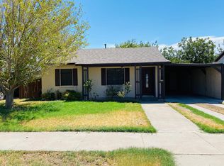 1926 W Adams St, Pecos, TX 79772