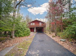 69 Nottingham Gate Rd, Rock Hill, NY 12775