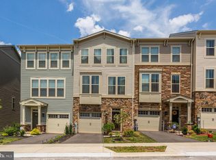 914 Thurston Ln, Glen Burnie, MD