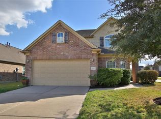 8827 Parlin Ridge Dr, Houston, TX 77040