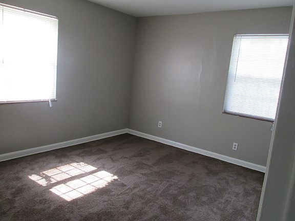 4th image of 226 Mayfair Blvd APT D