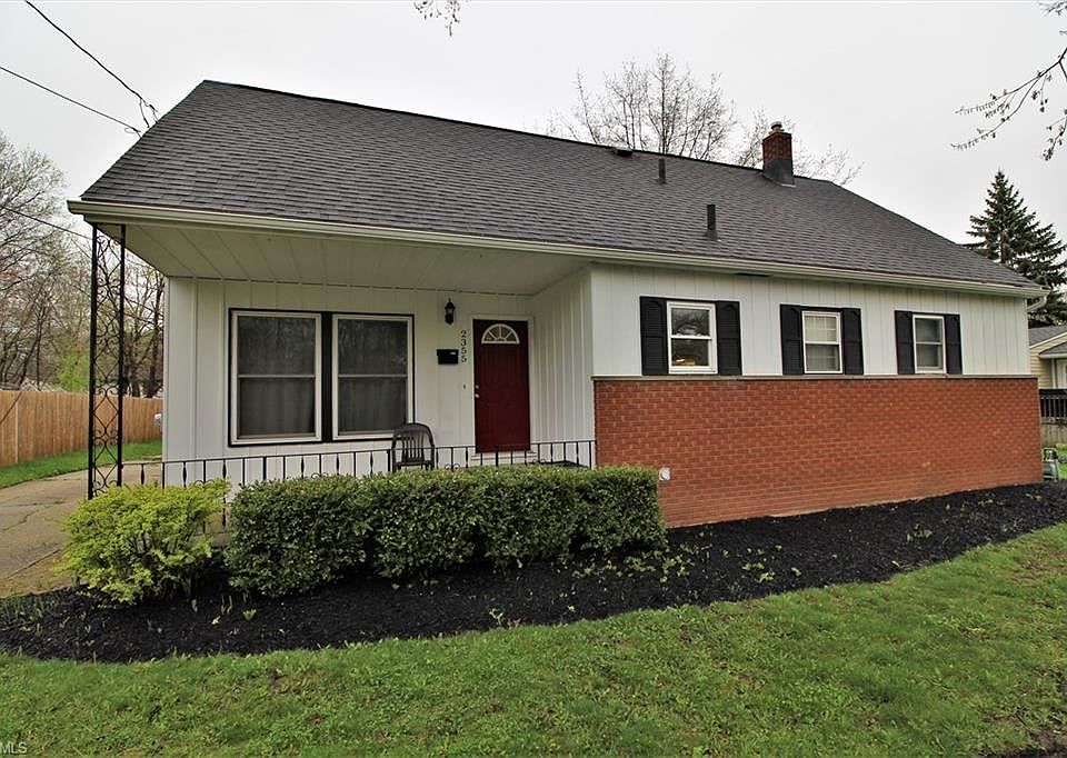 1st image of 2355 Lynnwood Dr