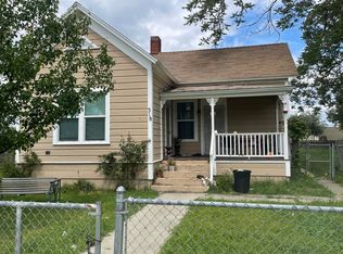 318 NW 1st Ave, Visalia, CA 93291