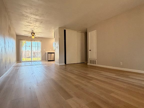 5th image of 541 Pacific Ave