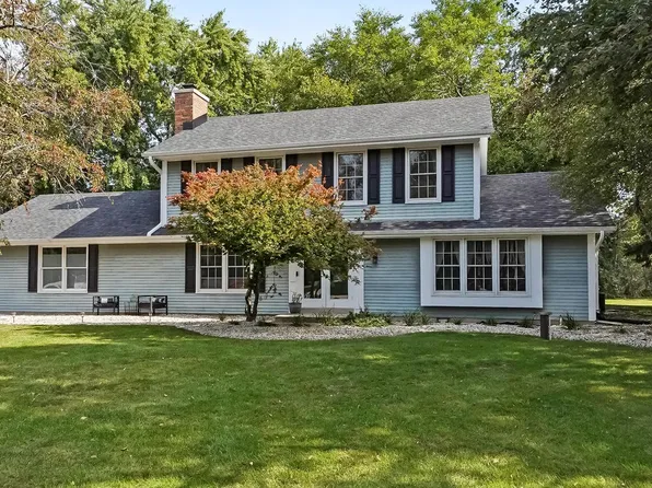 W358N5963 Misty COURT, Oconomowoc, WI 53066