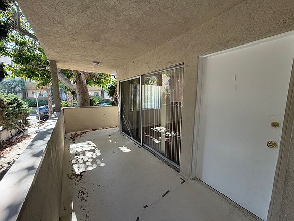 3rd image of 11707 Goshen Ave APT 1