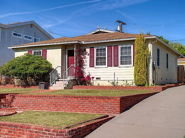 2nd image of 8020 Dunbarton Ave