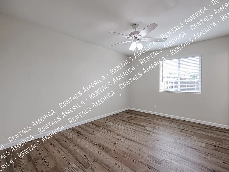 13861 N 48th Ave — Photo 18