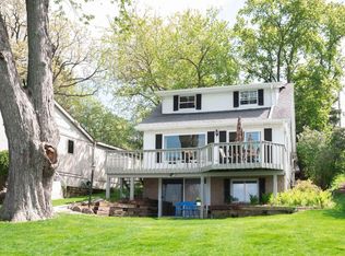 N20W29518 Glen Cove Rd, Pewaukee, WI 53072