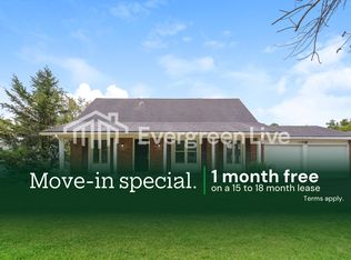 5256 Cheltenham Rd, Florissant, MO 63033