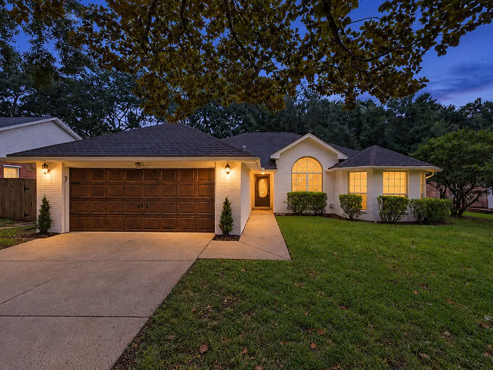 414 Evans Rd