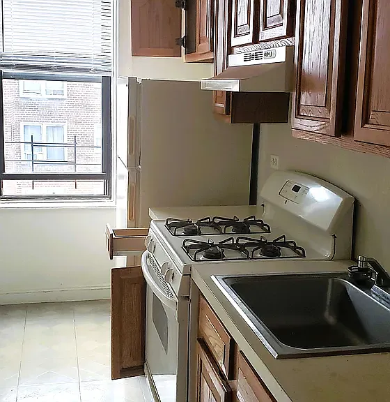 60-05 44th Ave #5D — Photo 2