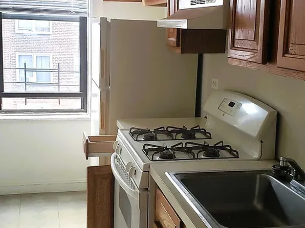 60-05 44th Ave #5D, Woodside, NY 11377