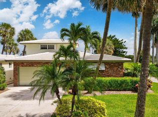 1102 N Golfview Rd, Lake Worth, FL 33460
