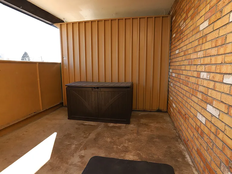 Dexter Street Apartments — Photo 31